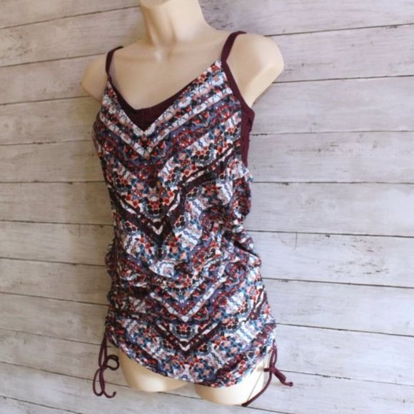 Athleta Women's Tankini Swimsuit  Swim Top Size 34D DD - Picture 1 of 7